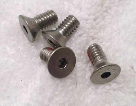 AGD rt foregrip and sight rail screws, new