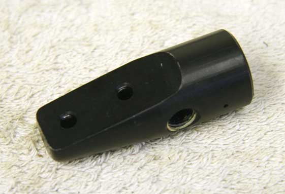 Dual output bottomline in great shape, angled down