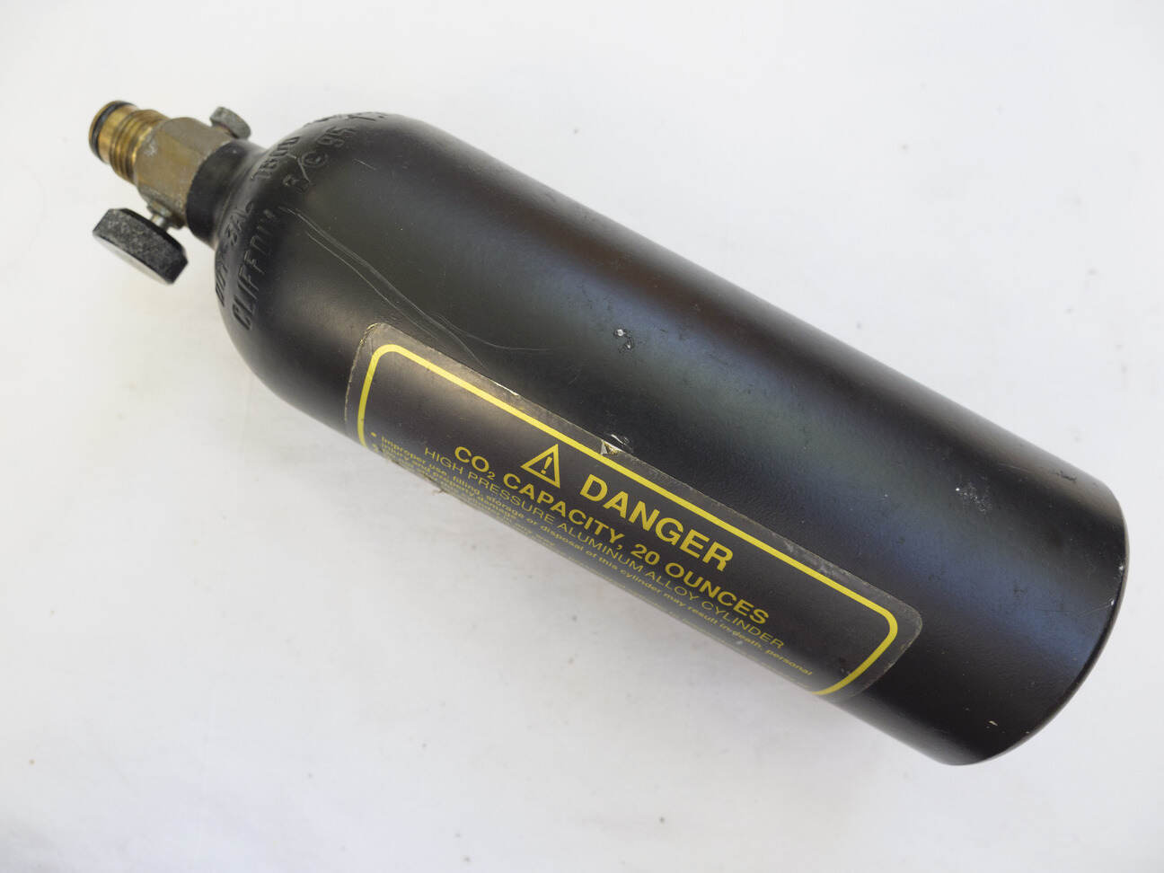 20 oz co2 tank, used shape with on off