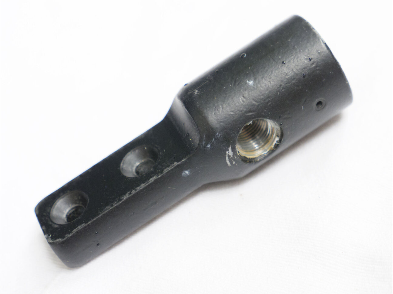 steel or stainless duckbill?  Standard spacing, painted black, used good shape?