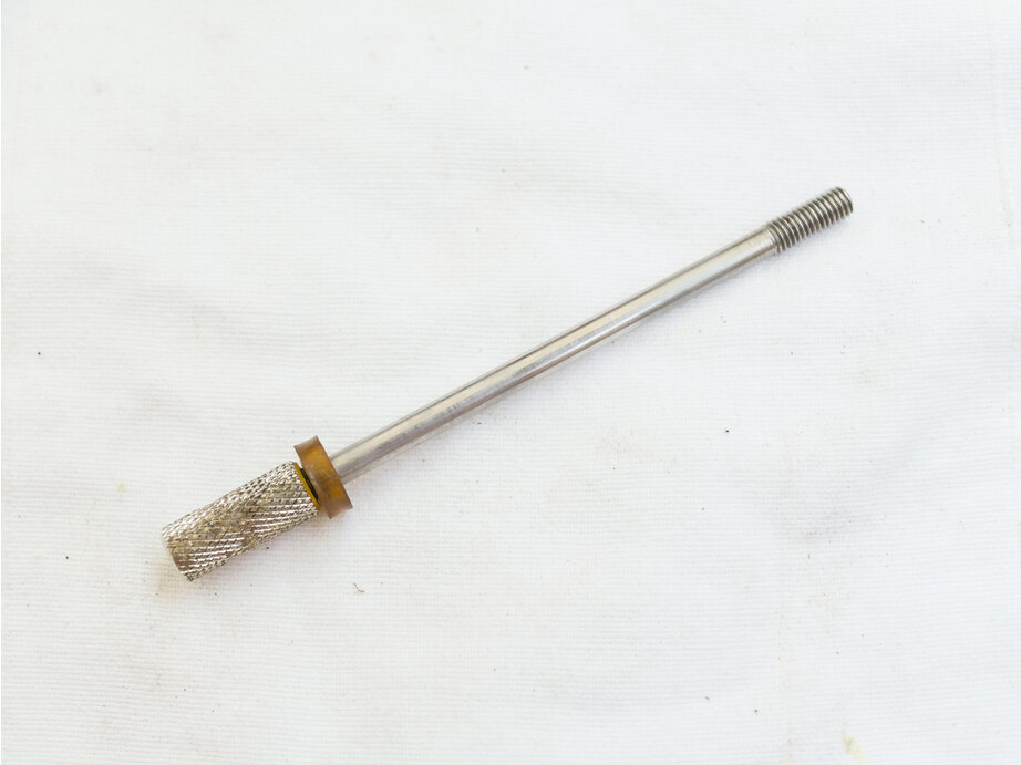 Knurled cocking rod, wrench marks on knurled portion, used shape end great shape rod