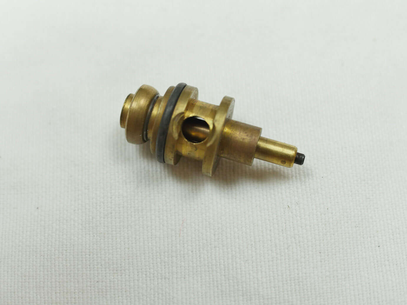 Stock cocker valve, earlier valve, small transfer hole. Good shape valve