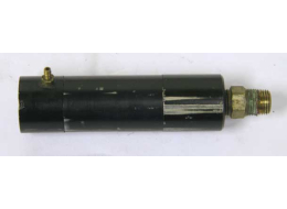 stock sledgehammer reg lpr in bad shape with lots of pneumatic wear, leaks from vent hole and out put is 180 psi