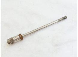 Bad shape stainless cocking rod, rusted