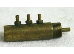 wgp stock brass 3 way untested, tarnished decent shapeshape (has dust all over it)