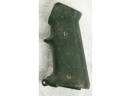 spyder m-16 grip, bad shape dirty, works fine