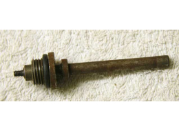 rusted bad shape powertube and valve retaining screw stock nelson 007