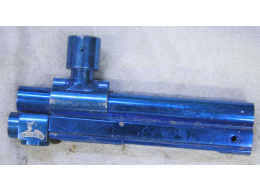 Boss Raider body in blue has vert asa and bolt, empty besides, bad shape exrental