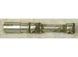 classic spyder bolt, bad shape stock bolt, missing pin and set screw