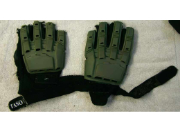 bad shape Taso gloves,size small, see pictures and description