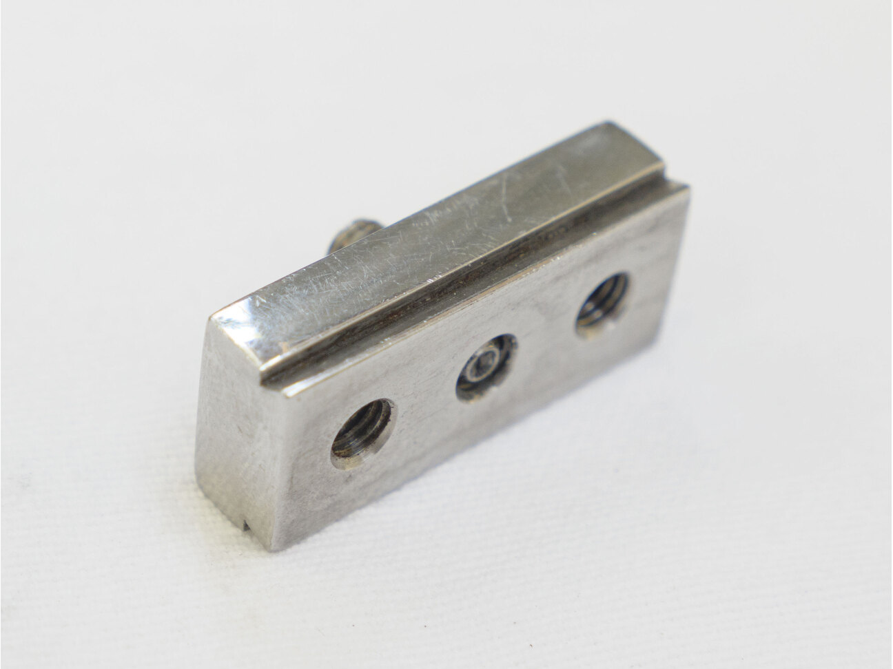 Stainless rail mount, short good shape, uses set screw