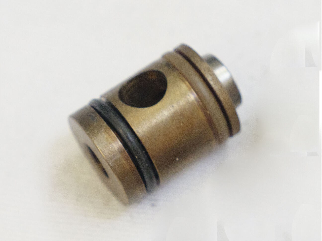 Used F1 Illustrator valve with 1/8th lip