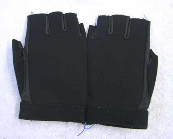 Raven Medium(?) gloves, cut down, to half finger, good shape