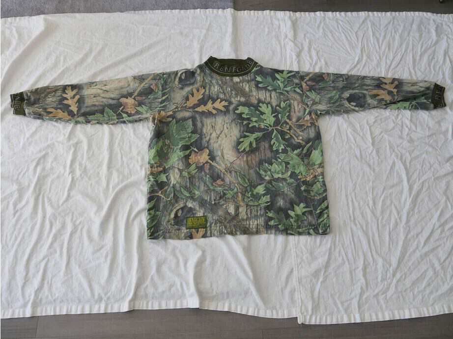 Renegade Reflection Camouflage Pullover, used good shape, XL