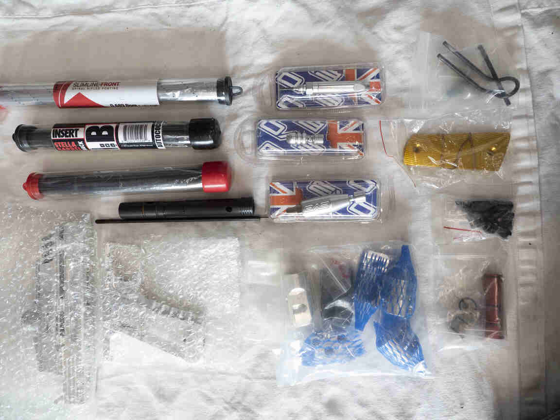 Meteor Featherlite M1 raw body kit with additional build parts