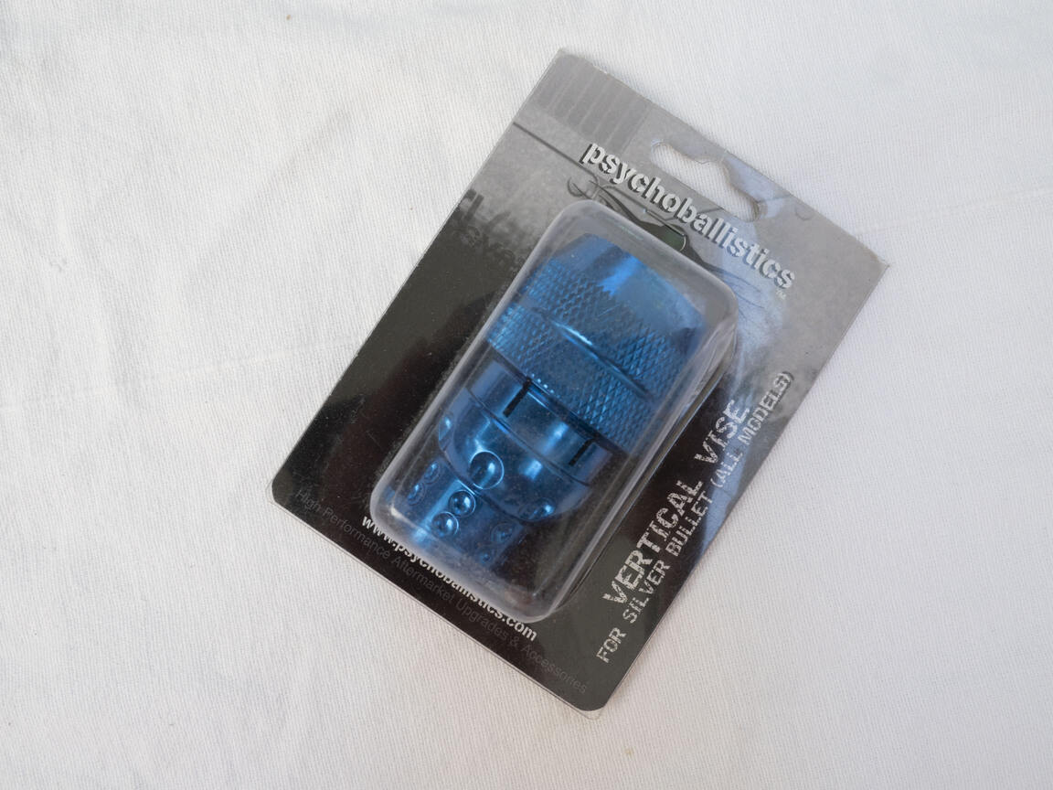 Psychoballistics Vertical feed for Silver Bullet blowback, new, blue ano