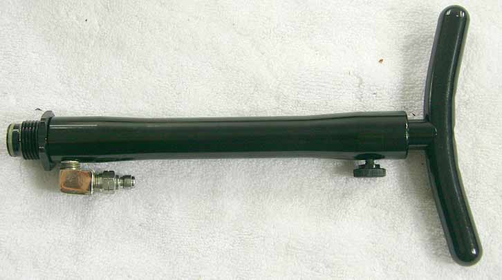 Standard Asa air thru T-stock, in great shape. Has male qd fitting and 90
