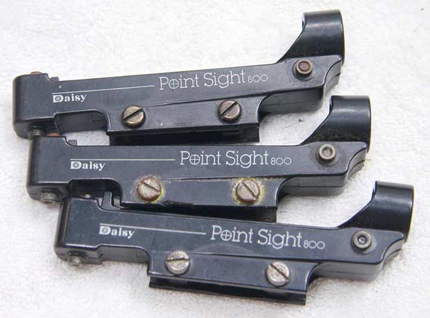 Daisy point sight 800 , non electric, used shape, cracked and broken mount