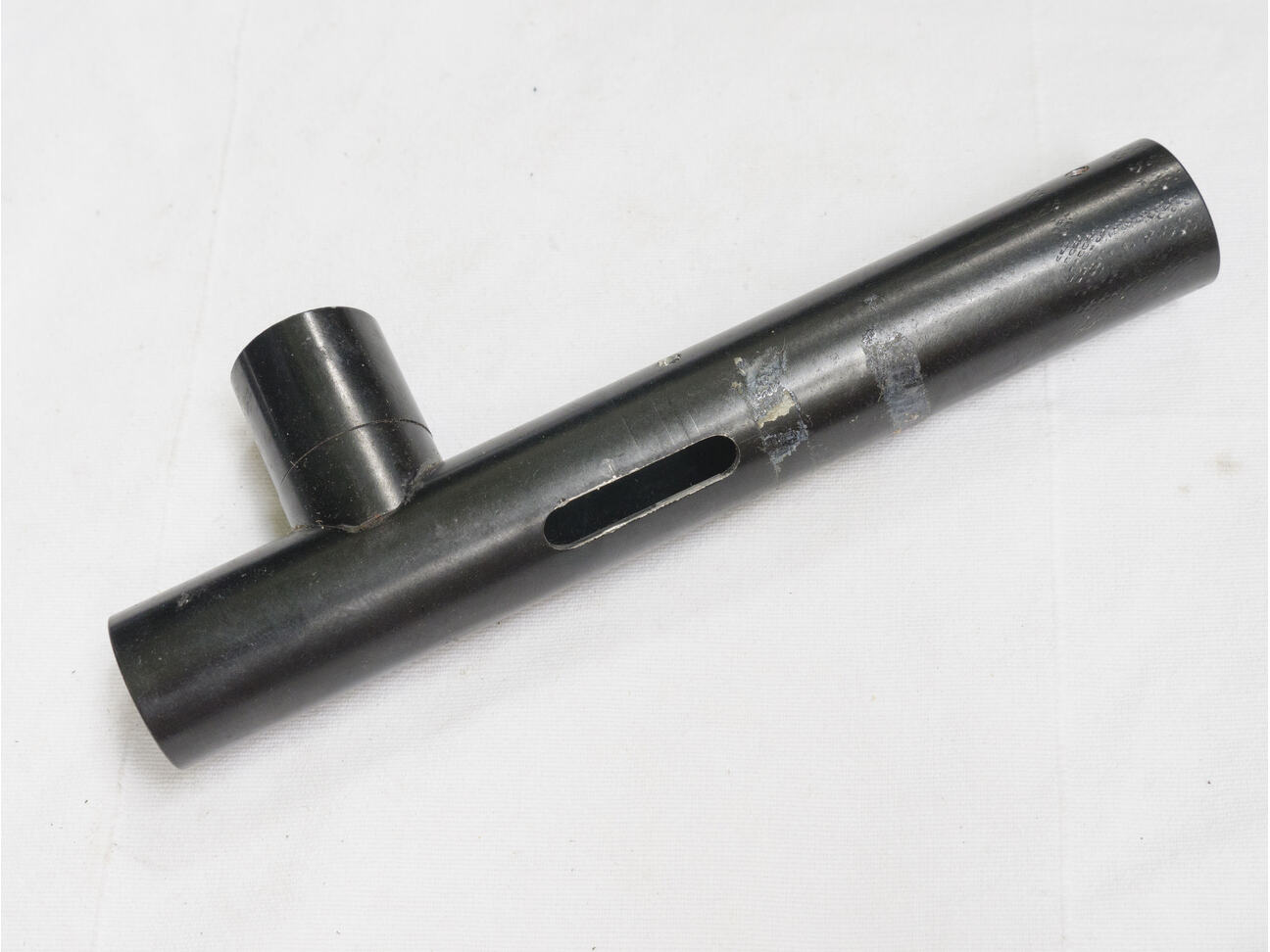 Trracer body missing sight rail in used shape, no detent