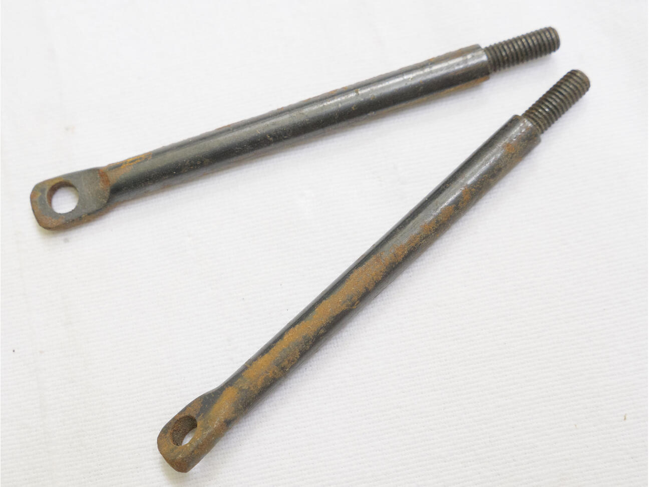 Ranger 10x32 Pump arms, heavy rust, one included