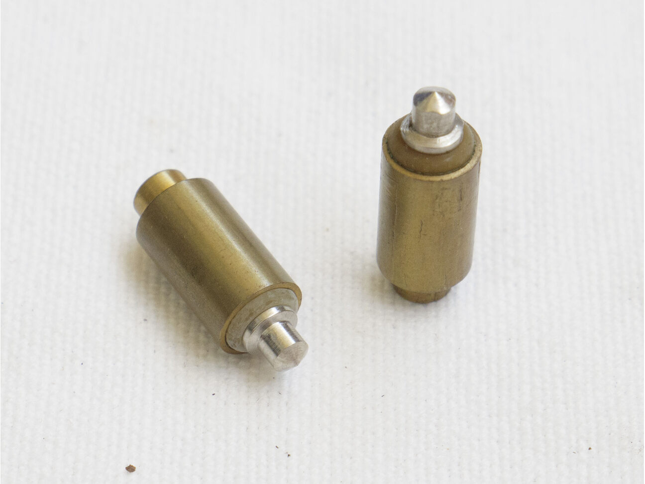 Rapide Valve body Seal pin (also maybe gz2k?)