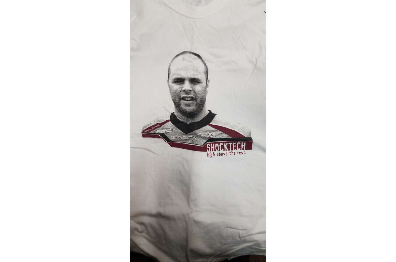 Mikey Bruno Shocktech shirt - XL Shirt