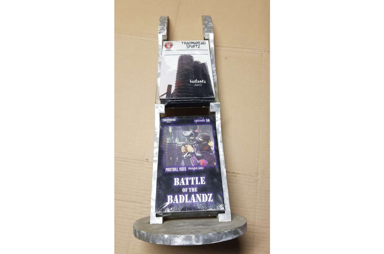 Traumahead VHS stand