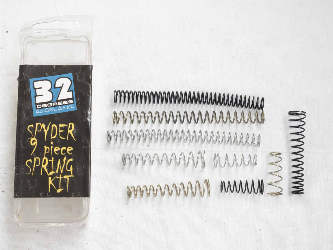Spyder 9 Piece spring set from 32 degrees. New