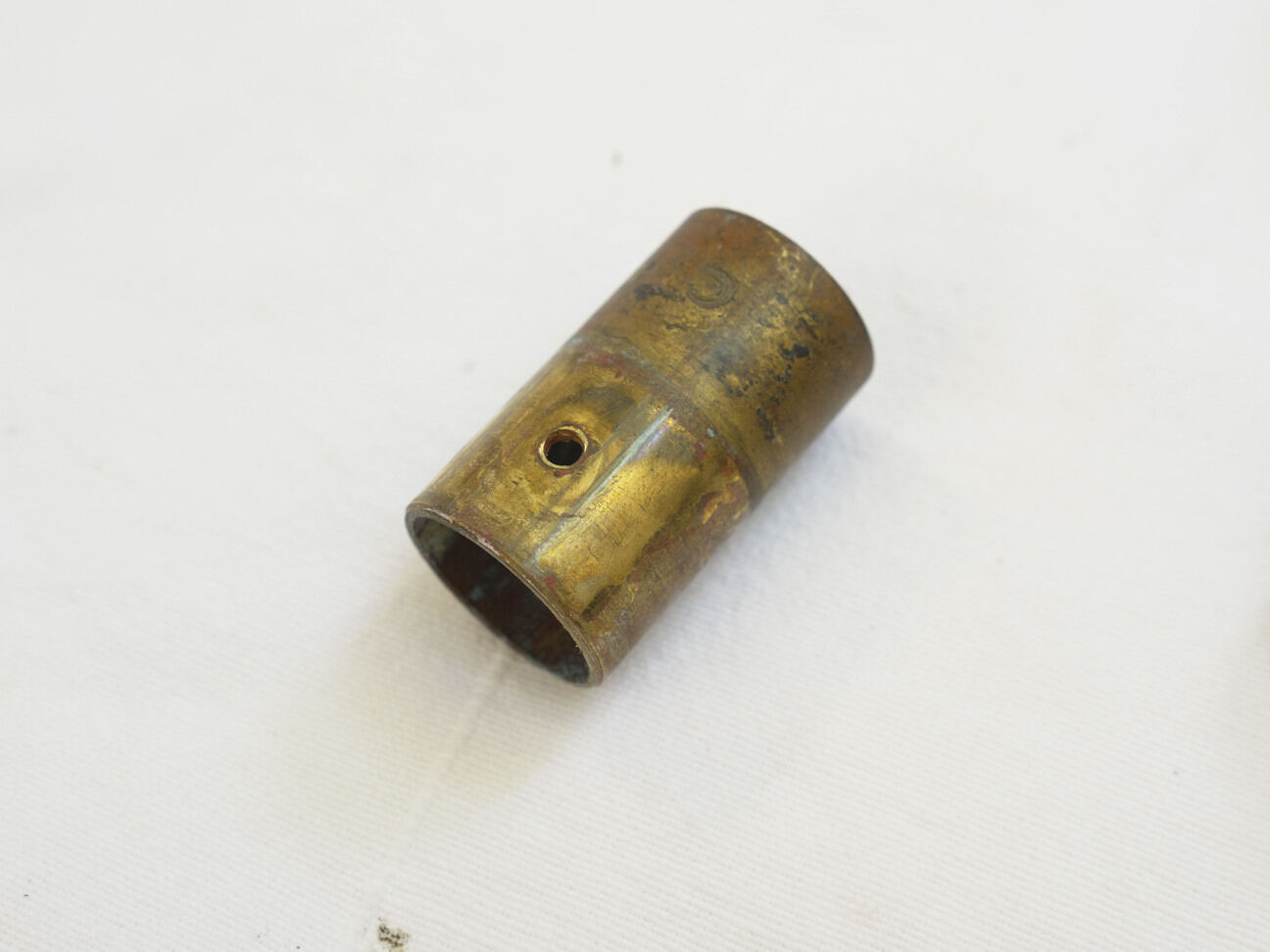 Used shape brass VM68 feed nipple with set screw hole